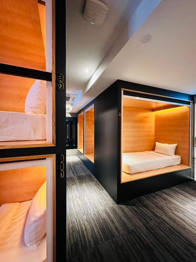 Hostel The Bed Bukit Bintang Kuala Lumpur Exterior foto