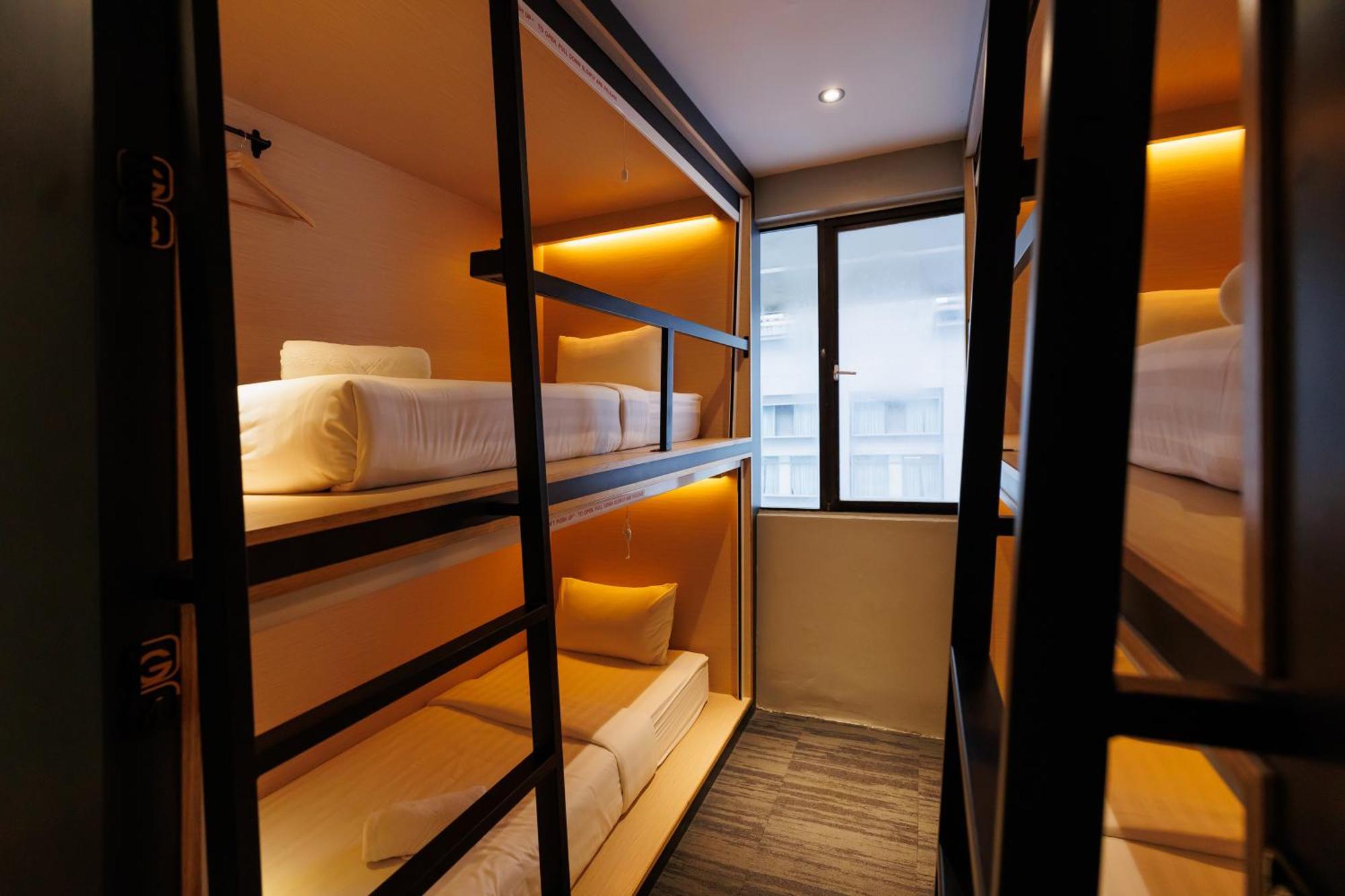 Hostel The Bed Bukit Bintang Kuala Lumpur Exterior foto